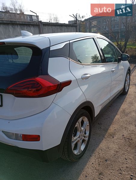 Хэтчбек Chevrolet Bolt EV 2018 в Житомире