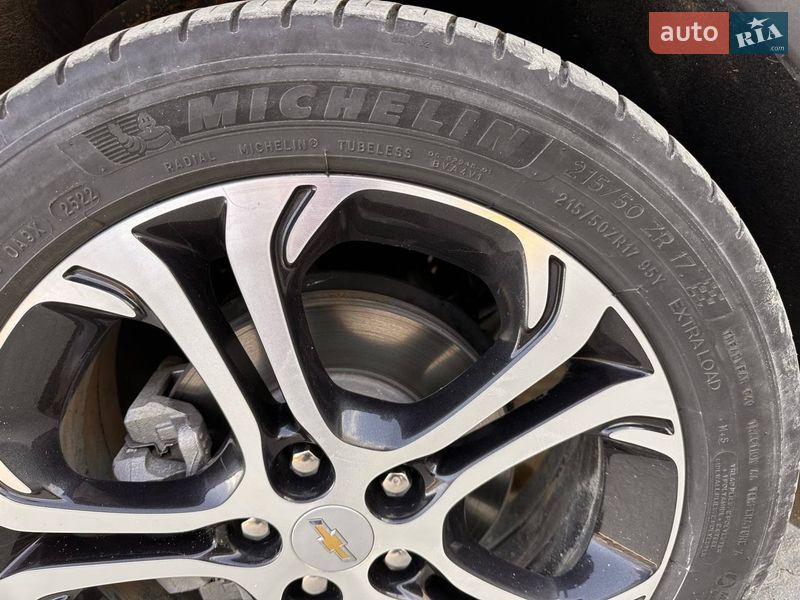 Хетчбек Chevrolet Bolt EV 2019 в Львові