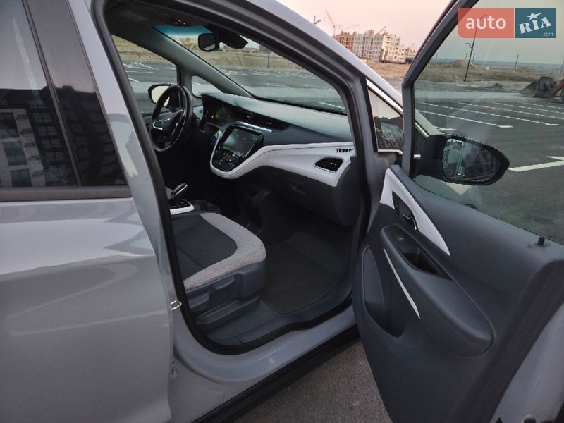 Хетчбек Chevrolet Bolt EV 2019 в Рівному