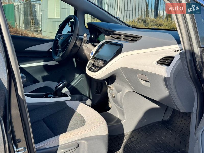 Хэтчбек Chevrolet Bolt EV 2017 в Сумах