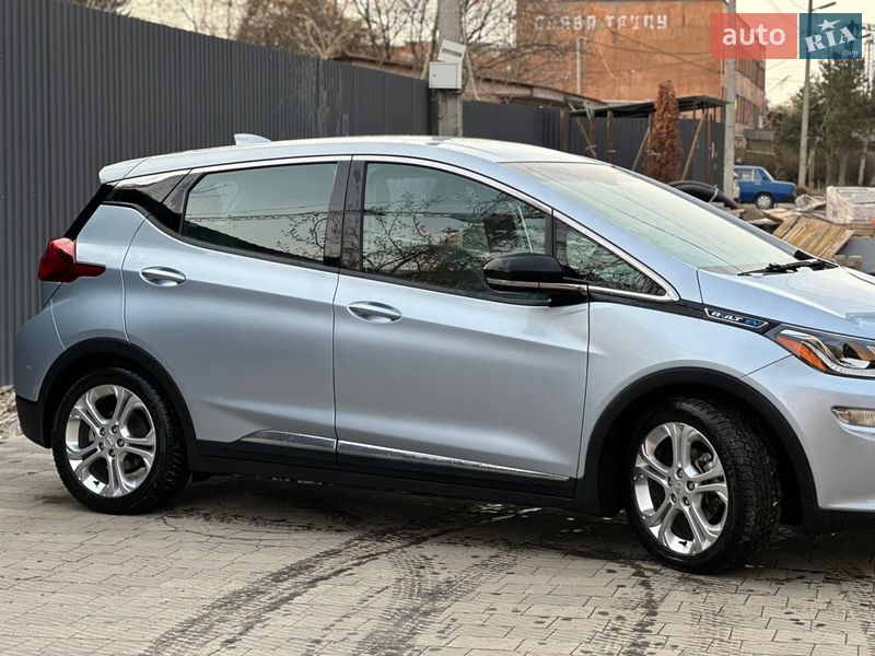 Хэтчбек Chevrolet Bolt EV 2017 в Ужгороде