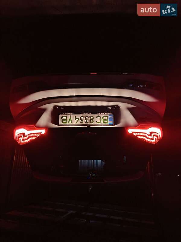 Хэтчбек Chevrolet Bolt EV 2020 в Золочеве