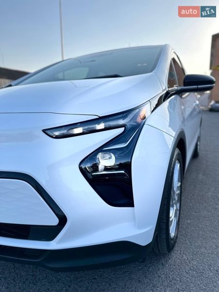 Хэтчбек Chevrolet Bolt EV 2022 в Ужгороде