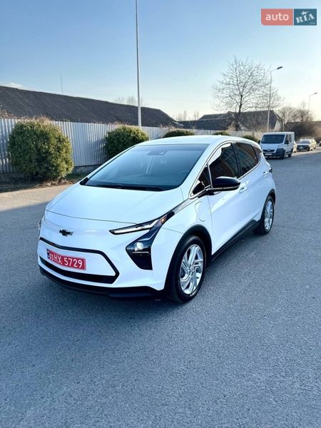 Хэтчбек Chevrolet Bolt EV 2022 в Ужгороде