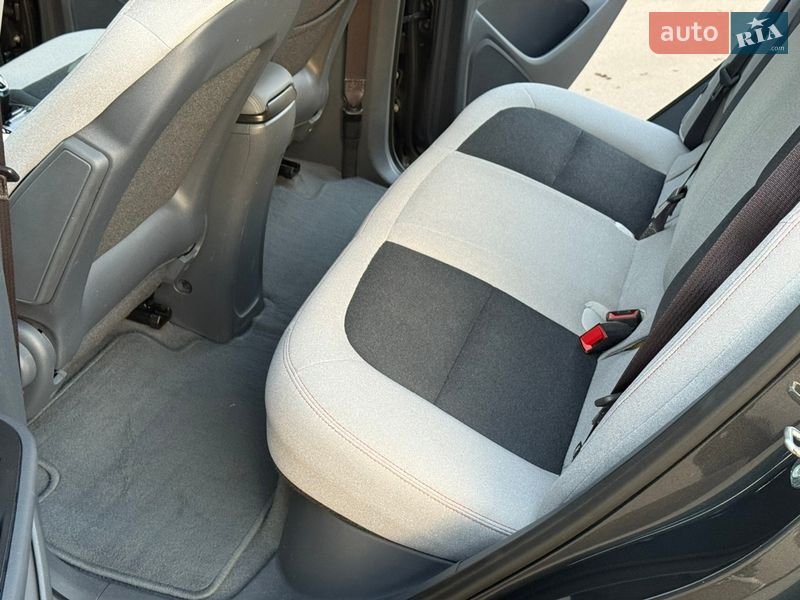 Хэтчбек Chevrolet Bolt EV 2017 в Киеве