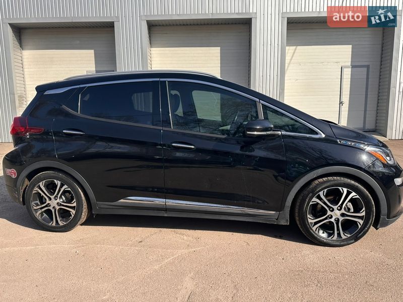 Хэтчбек Chevrolet Bolt EV 2019 в Киеве фото 5 Хэтчбек Chevrolet Bolt EV 2019 в Киеве