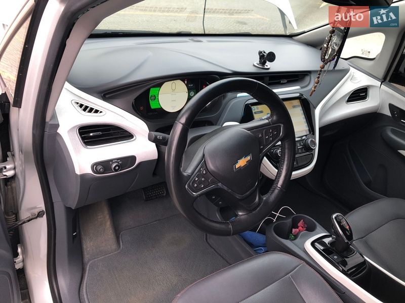 Хэтчбек Chevrolet Bolt EV 2017 в Львове фото 11 Хэтчбек Chevrolet Bolt EV 2017 в Львове