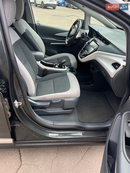 Хэтчбек Chevrolet Bolt EV 2018 в Ровно