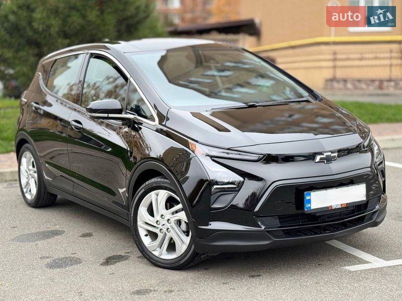 Хэтчбек Chevrolet Bolt EV 2023 в Киеве фото 4 Хэтчбек Chevrolet Bolt EV 2023 в Киеве