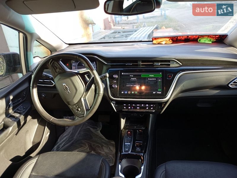 Хэтчбек Chevrolet Bolt EV 2021 в Кропивницком