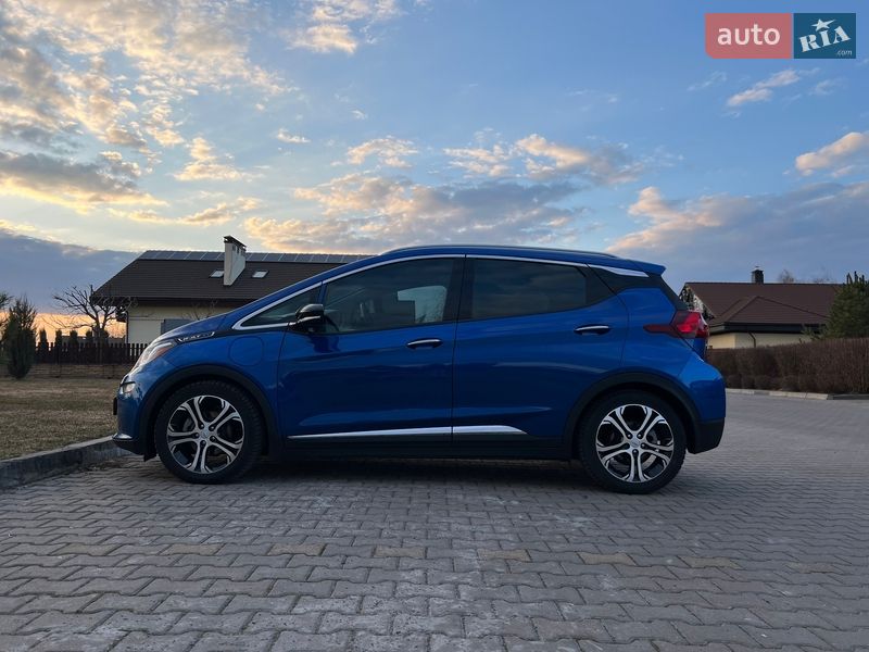 Хэтчбек Chevrolet Bolt EV 2017 в Киеве фото 7 Хэтчбек Chevrolet Bolt EV 2017 в Киеве