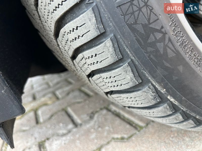 Хэтчбек Chevrolet Bolt EV 2017 в Киеве фото 31 Хэтчбек Chevrolet Bolt EV 2017 в Киеве