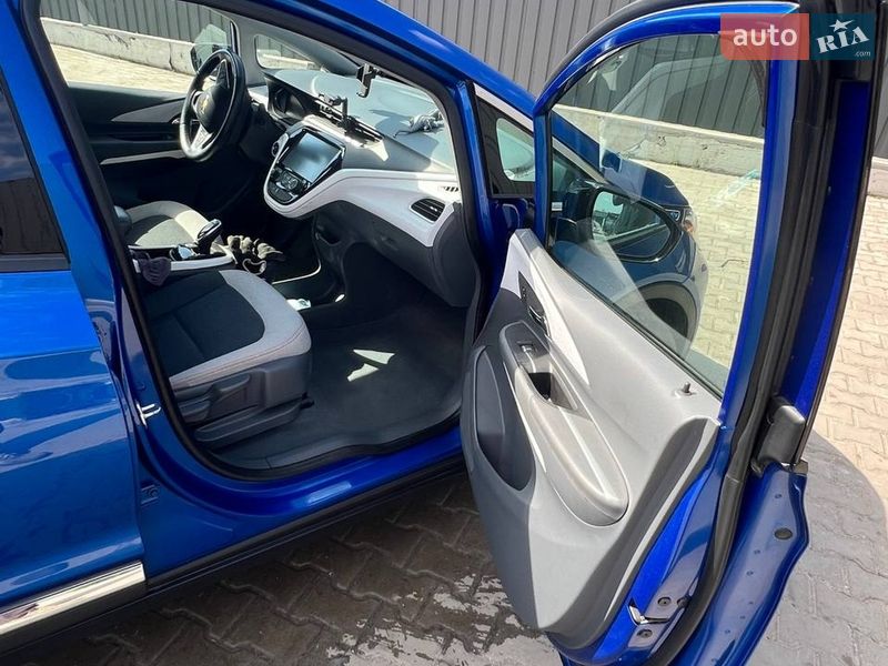 Хэтчбек Chevrolet Bolt EV 2017 в Фастове