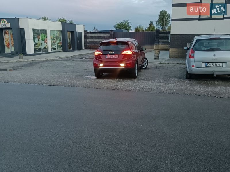 Хетчбек Chevrolet Bolt EV 2016 в Києві