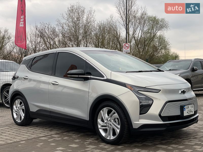 Хэтчбек Chevrolet Bolt EV 2023 в Бердичеве фото 5 Хэтчбек Chevrolet Bolt EV 2023 в Бердичеве