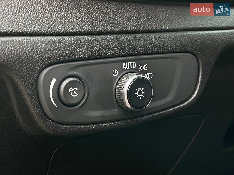Хэтчбек Chevrolet Bolt EV 2023 в Бердичеве фото 43 Хэтчбек Chevrolet Bolt EV 2023 в Бердичеве