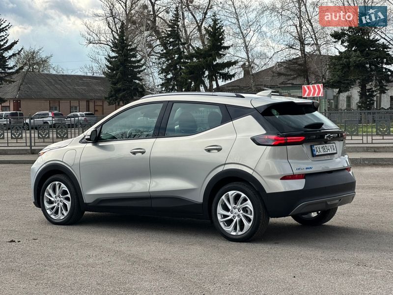 Хетчбек Chevrolet Bolt EV 2023 в Первомайську