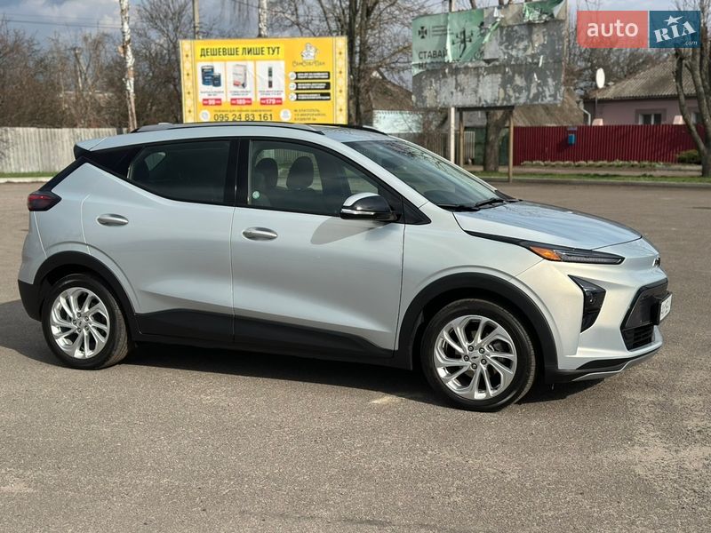 Хетчбек Chevrolet Bolt EV 2023 в Первомайську