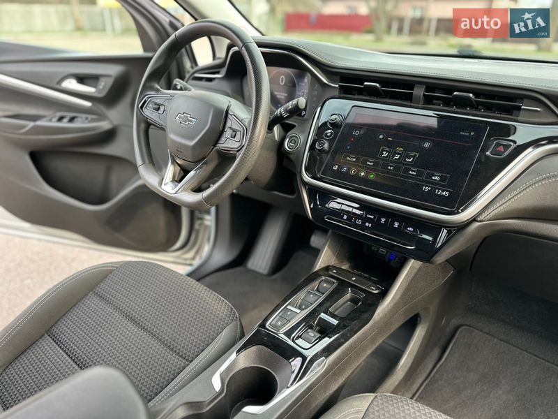 Хетчбек Chevrolet Bolt EV 2023 в Первомайську