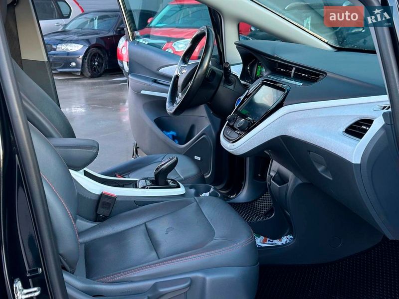 Хэтчбек Chevrolet Bolt EV 2019 в Львове фото 38 Хэтчбек Chevrolet Bolt EV 2019 в Львове