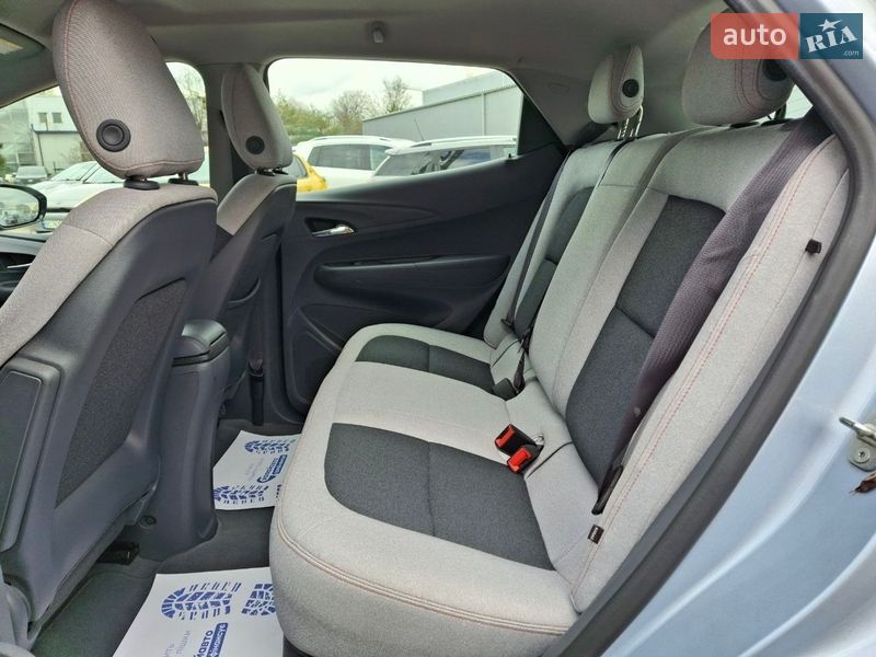 Хэтчбек Chevrolet Bolt EV 2016 в Львове фото 13 Хэтчбек Chevrolet Bolt EV 2016 в Львове