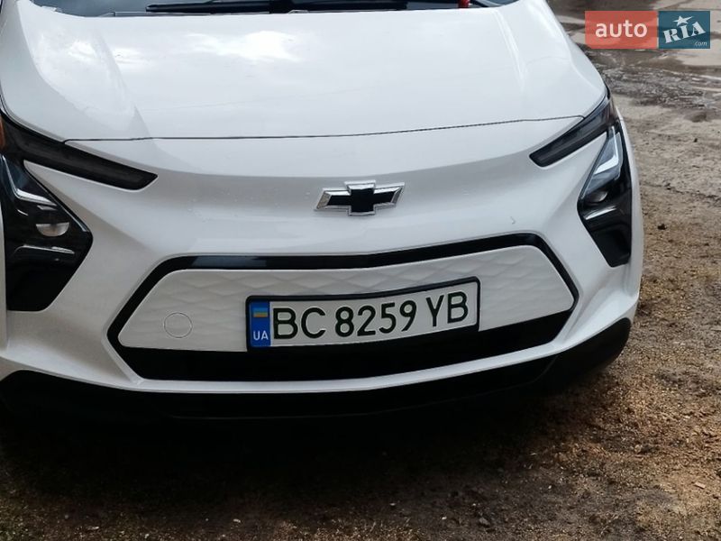 Хэтчбек Chevrolet Bolt EV 2023 в Золочеве фото 9 Хэтчбек Chevrolet Bolt EV 2023 в Золочеве