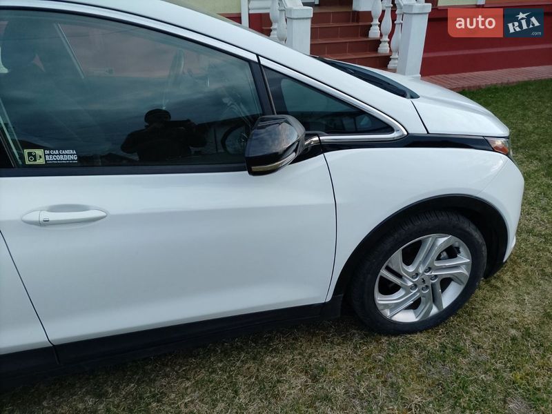 Хетчбек Chevrolet Bolt EV 2022 в Березному