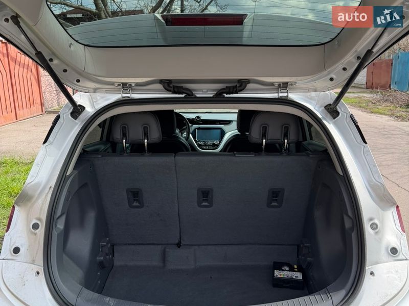 Хетчбек Chevrolet Bolt EV 2017 в Чернігові фото 9 Хетчбек Chevrolet Bolt EV 2017 в Чернігові