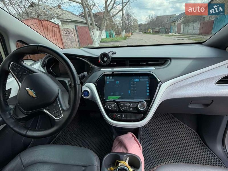 Хетчбек Chevrolet Bolt EV 2017 в Чернігові фото 12 Хетчбек Chevrolet Bolt EV 2017 в Чернігові
