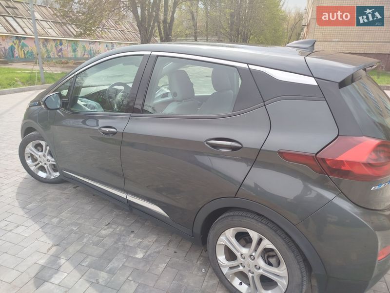 Хэтчбек Chevrolet Bolt EV 2020 в Кривом Роге фото 4 Хэтчбек Chevrolet Bolt EV 2020 в Кривом Роге