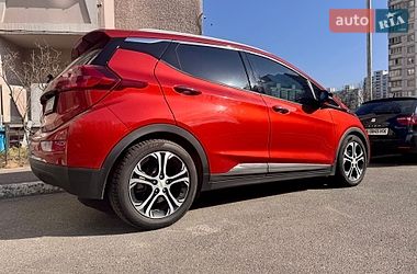 Хэтчбек Chevrolet Bolt EV 2020 в Киеве