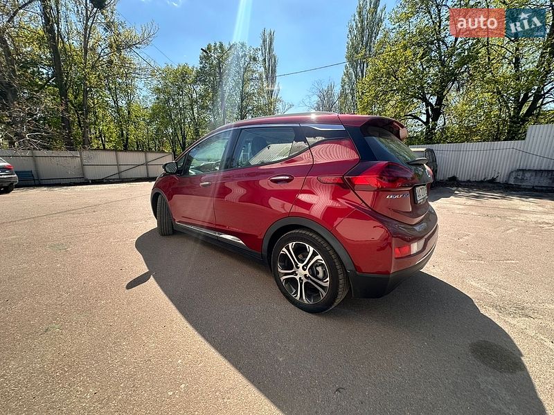Хэтчбек Chevrolet Bolt EV 2017 в Киеве фото 8 Хэтчбек Chevrolet Bolt EV 2017 в Киеве