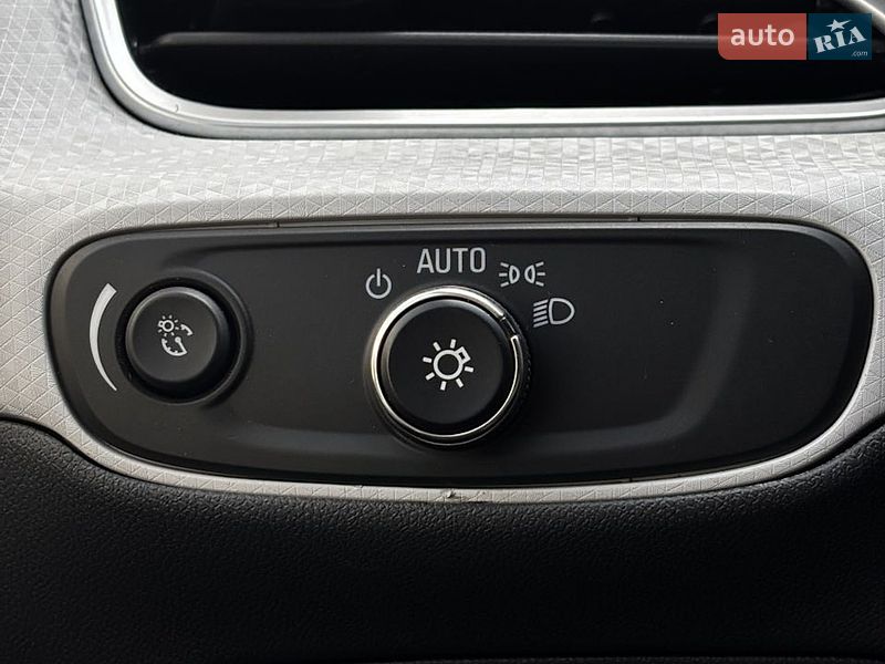 Хэтчбек Chevrolet Bolt EV 2018 в Белогородке