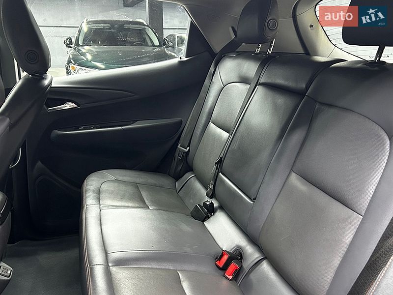 Хэтчбек Chevrolet Bolt EV 2018 в Черновцах