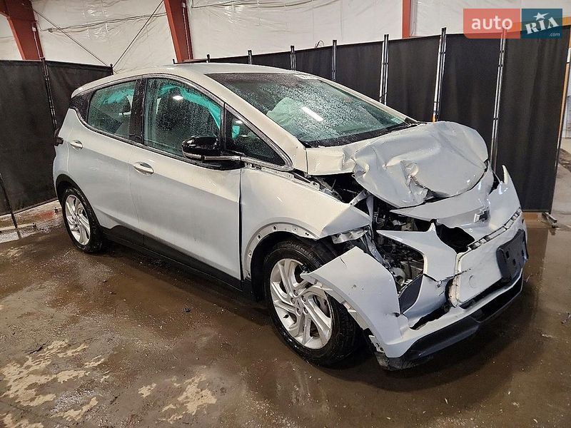 Хэтчбек Chevrolet Bolt EV 2023 в Львове