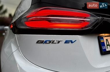 Хэтчбек Chevrolet Bolt EV 2022 в Житомире