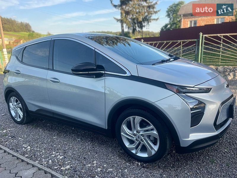 Хэтчбек Chevrolet Bolt EV 2023 в Тернополе