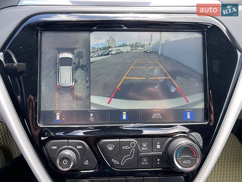 Хэтчбек Chevrolet Bolt EV 2020 в Киеве