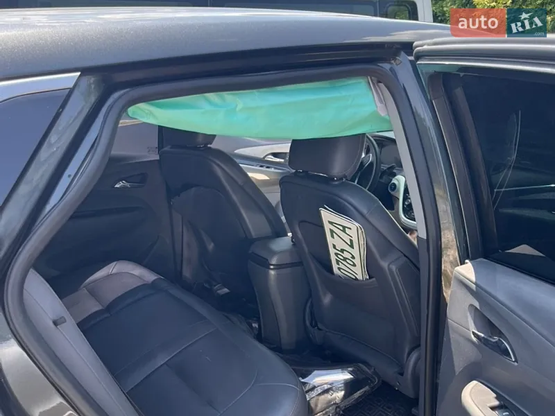 Chevrolet Bolt EV 2018 VIN 1G1FY6S03K4112444 фото оголошення 9 з 48
