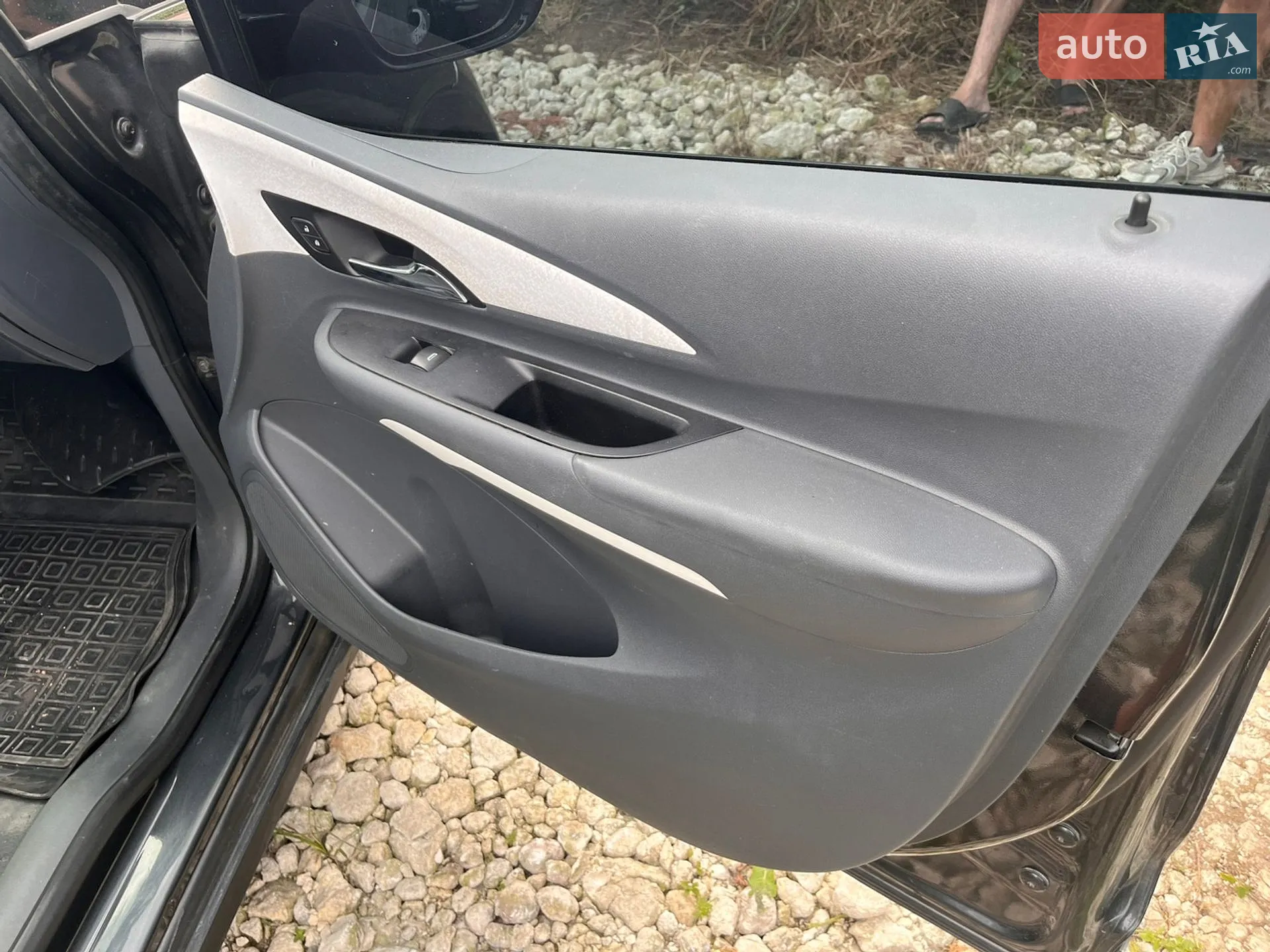 Chevrolet Bolt EV 2018 VIN 1G1FY6S03K4112444 фото оголошення 7 з 26