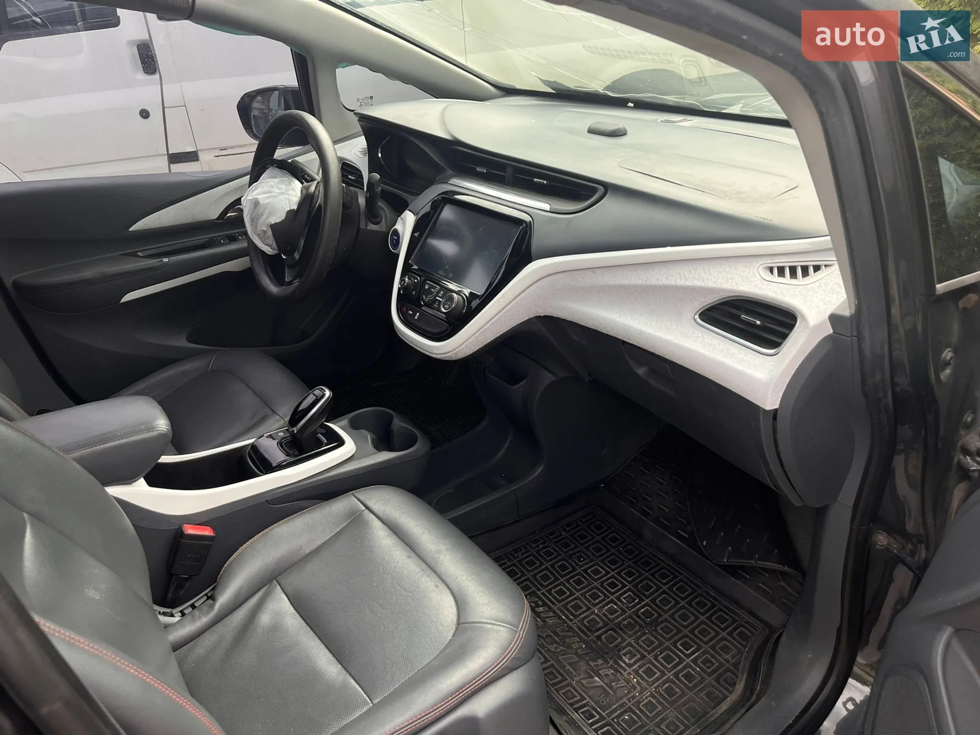 Chevrolet Bolt EV 2018 VIN 1G1FY6S03K4112444 фото оголошення 8 з 26