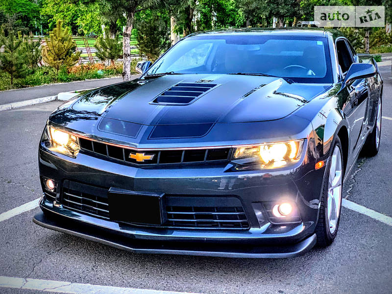 Купе Chevrolet Camaro 2015 в 