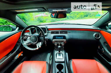 Купе Chevrolet Camaro 2011 в 
