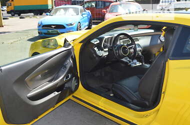 Купе Chevrolet Camaro 2009 в 