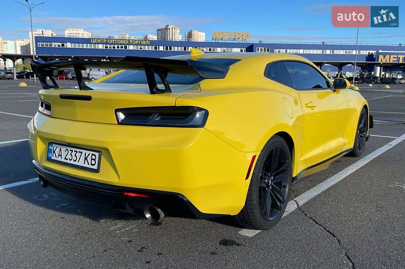 Купе Chevrolet Camaro 2017 в Киеве фото 7 Купе Chevrolet Camaro 2017 в Киеве