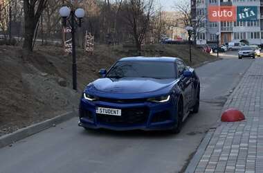 Купе Chevrolet Camaro 2018 в Чернівцях