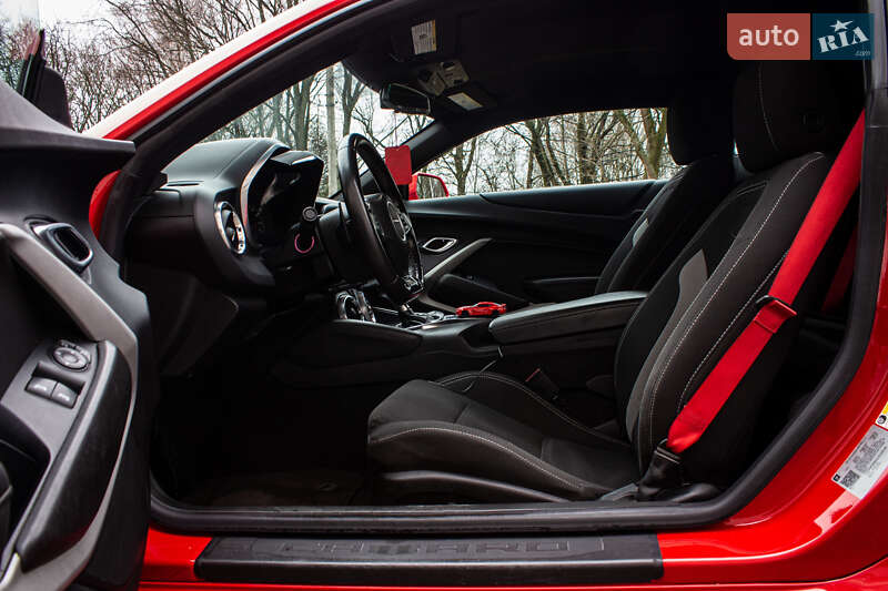 Купе Chevrolet Camaro 2019 в Львові