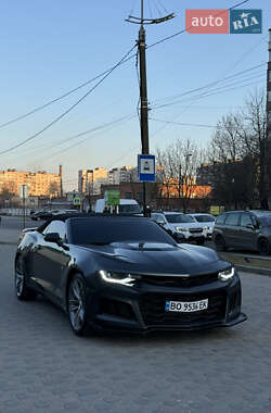 Кабріолет Chevrolet Camaro 2018 в 