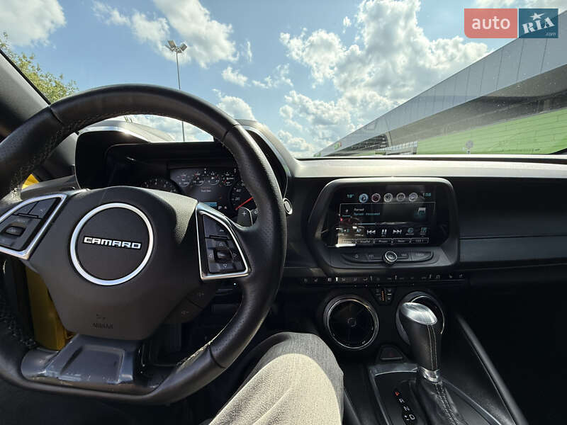 Купе Chevrolet Camaro 2016 в Києві фото 30 Купе Chevrolet Camaro 2016 в Києві