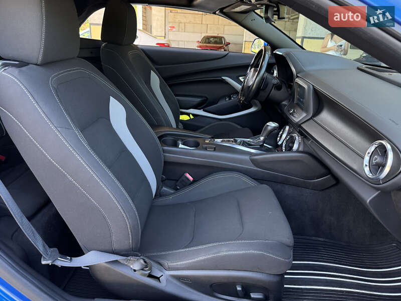 Кабриолет Chevrolet Camaro 2017 в Киеве